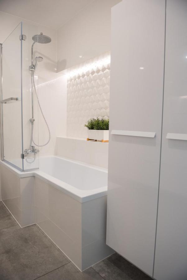 Apartament Bulgarska 60M2-3 Pokoje-Piekny Widok-13 Pietro 24H Check In ポズナン エクステリア 写真